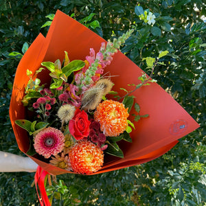 Autumn-toned floral bouquet