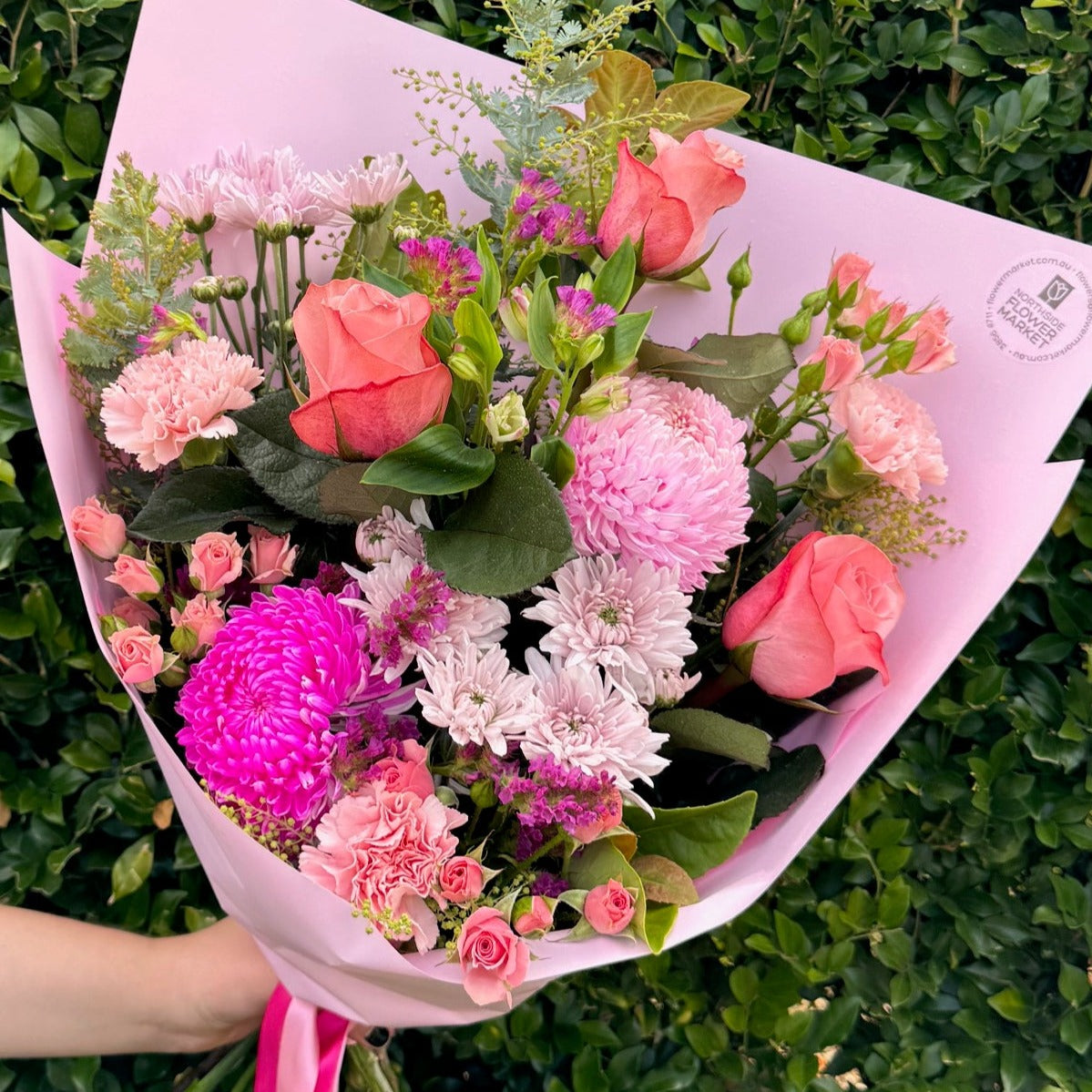 FRONT FACING SEASONAL BOUQUET - BLUSH