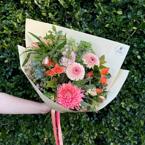 FLORIST CHOICE FRONT FACING BOUQUET CLASSIC Northside Flower Market