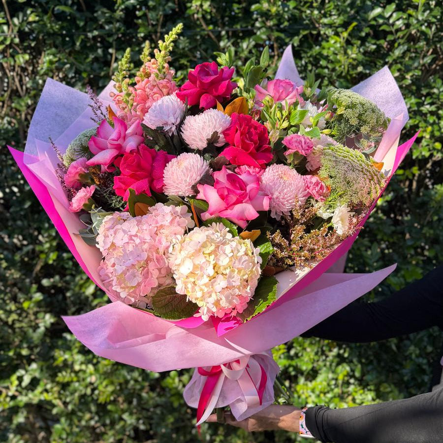 LUXURY PINK BOUQUET