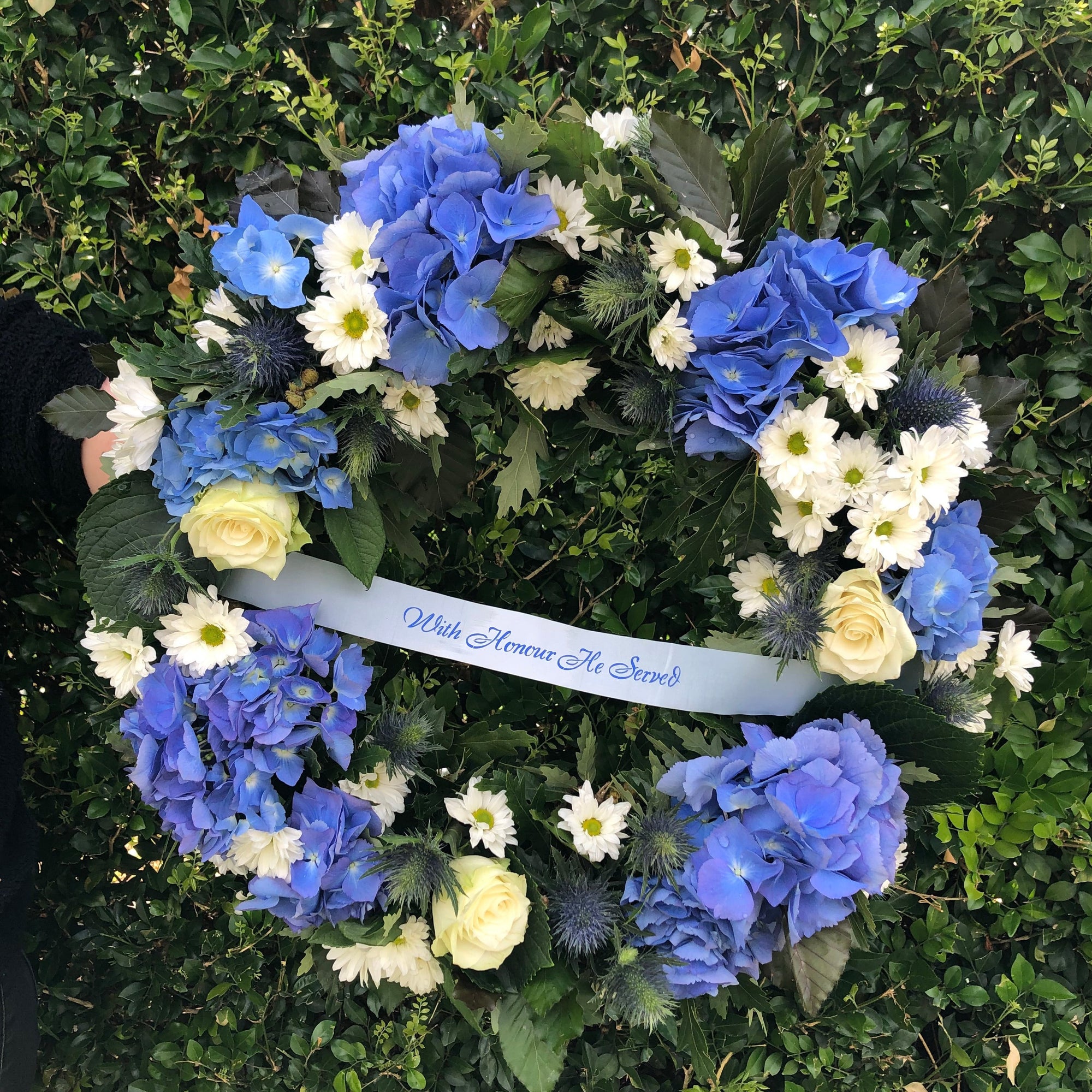 LARGE POLICE REMEMBRANCE WREATH